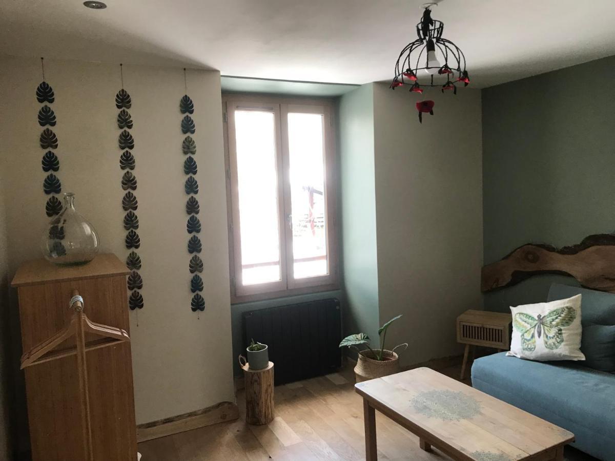 Belladone Guest House Theys Les 7 Laux ภายนอก รูปภาพ